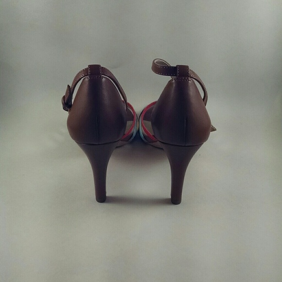 Anne Klein Open Toe Heels Sandals - Picture 3 of 5